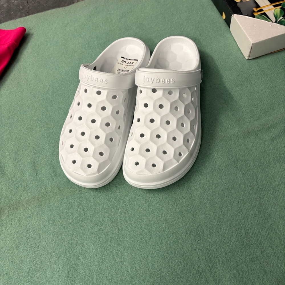 NWT Joybees Joy Bees White Thermo Plastic Clogs Medical Unisex M9 W11 Cushion